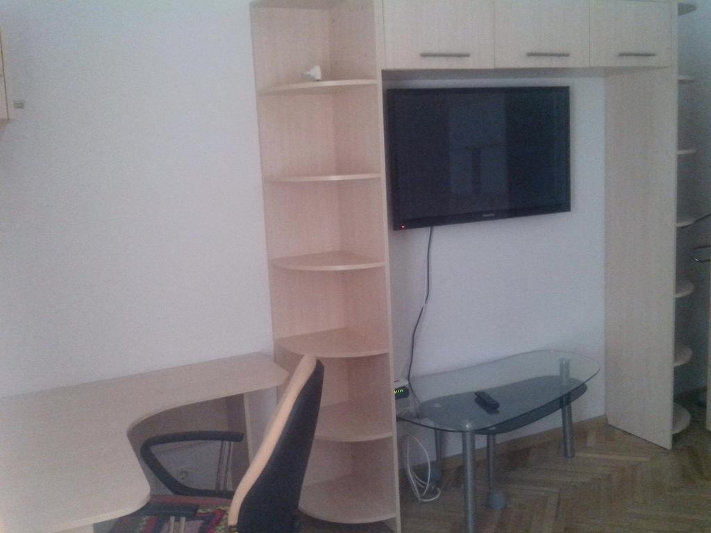 Apartment Na Ivana Franka Kiev Esterno foto